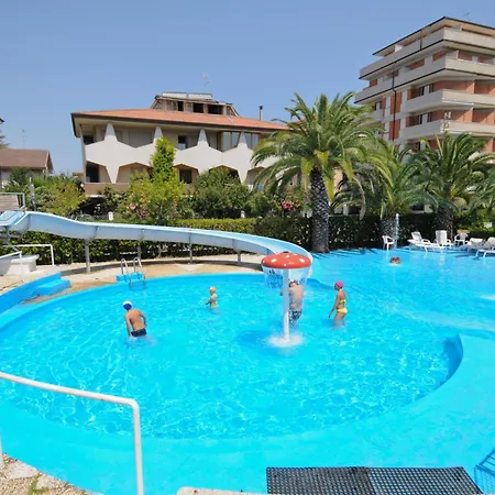 Villaggio La Capannina Campsite Porto San Giorgio