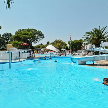 Villaggio La Capannina * ポルト・サン・ジョルジョ