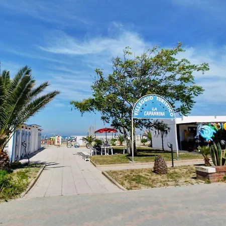 אתר קמפינג Villaggio La Capannina