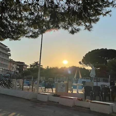 Villaggio La Capannina Campsite Porto San Giorgio